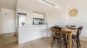 Abbotsford Short Stay Luxury Style & Location - Image 4
