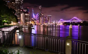 Fab! ~ Skyline City, Water + Story Bridge Views - Image 2