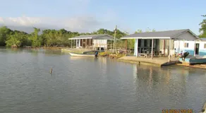 Barefoot Guest House - Image 2