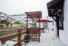 Yueyue theme Inn in Wuzhen - Image 5