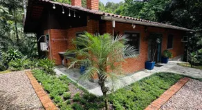 Casa de campo com cachoeira no quintal - Image 3