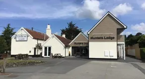 Hunters Lodge - Image 4