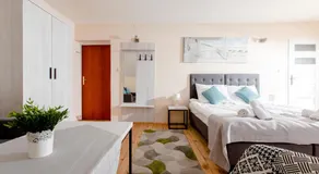 OŚRODEK KOLONIJNO WCZASOWY MEWA - przy plaży z basenem z podgrzewaną wodą i mini SPA - Image 2