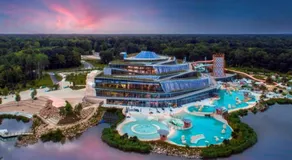 DISNEYLAND PARIS NEW STUDIO SUITE DESIGN - Image 3