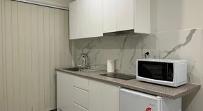 Stylish Getaway Studio Hidden in Kingsgrove - Image 4