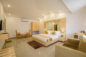 De Lagom Comforts , Comfortable Rooms with Pool & Breakfast - Near Anjuna Beach - Image 1