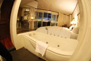 River City Hotel - Image 3