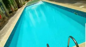 Apartment with pool - Image 5