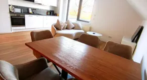 Maisonette für 9 Personen Gym & Parkplatz 7 Min zum Flughafen - Image 2