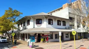 Number 29 Adelaide Street - Image 3