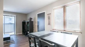 THE BLACK STRAT an iconic, new age apartment - Image 5