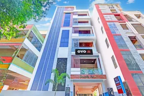 Hotel O N Grand Residency JNTU Bus Stop - Image 3