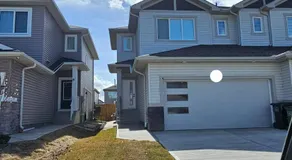 Cozy Cautley Guest Suite, Near YEG Airport - Image 5