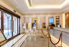 Vienna Hotel Shanghai Nanjing Road Pedestrian Street - Image 4