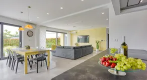 Contemporary Villa Nada with Pool and Sauna - Image 3