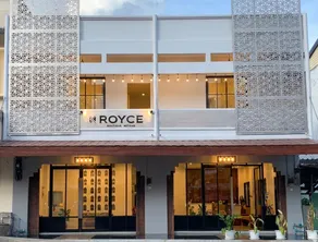Royce Boutique Betong - Image 3