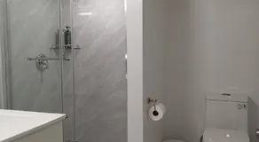 Cozy Private Rooms in Basement - Image 2