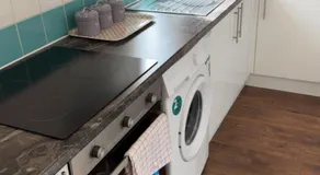 Two-bedroom house with a workspace in Basildon - Image 3