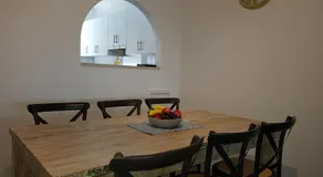 North Adelaide Apartment - Image 3
