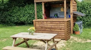 The Delkin Shepherds Huts Castle Combe - Image 3