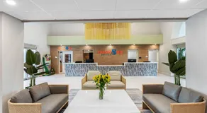 OASIS BAY SUITES, Tampa, Busch Gardens, USF - Image 4