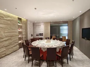 Longquan International Hotel - Image 3