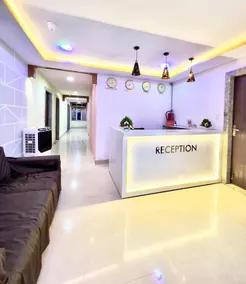 THE METRO INTERNATIONAL HOTEL - Image 2