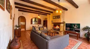 Casa Rural con Encanto Chimenea y Parking - Image 2