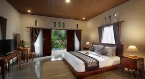 1 Bedroom Pool Villa Bebandem Karangasem - Image 2
