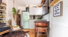 The Cozy Villa-private parking - Image 3