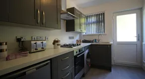 Risca Retreat - Image 3