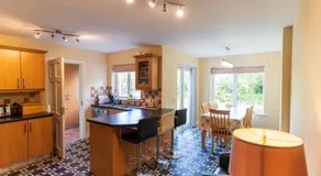 6 Knightshaven Holiday Village - Valentia Island - Image 3