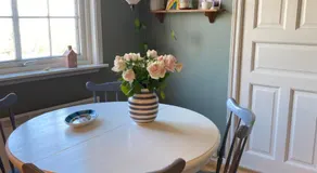 Shared Farmhouse - Image 4