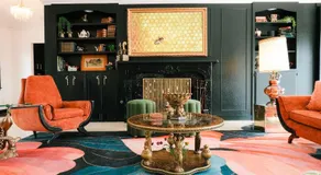 6BR Enchanted Estate on 5 Acres Pool & Mini Horses - Image 4