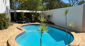 Noosa River Gardens - Image 5