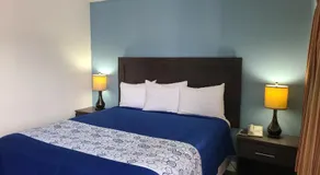 All Seasons Lodge - Image 2