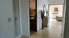 Appartement dans villa avec jardin et piscine privée 4 personnes - Image 5