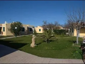RISSAGA: Maison avec grande piscine dans une urbanisation privée - Image 2