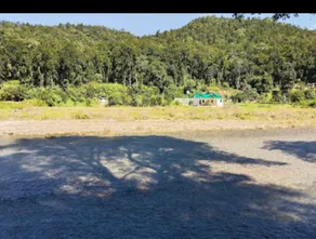 Corbet Hill Center River Home Stay - Image 4
