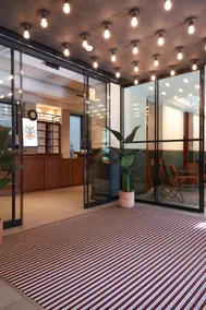 LATROUPE Prado - Image 5