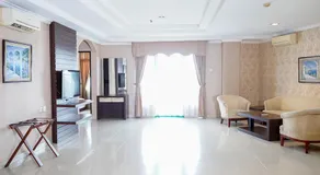 Travellers Suites Serviced Apartments - Image 5