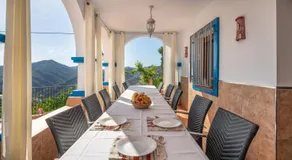 Beautiful Home in Sayalonga With Wifi and 6 Bedrooms - Image 2