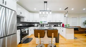 4BR Worcester Family Apt - Spacious Kitchen - Near Parks & Dining - Summer Ready 16-1 - Image 4