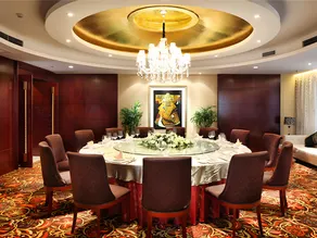 Grand Skylight Hotel Yangzhou - Image 3