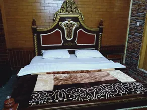 Hotel Super Seven - Image 2