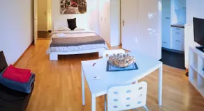 HSH Monbijou - Serviced Junior Suite with balcony Bern City - Image 2