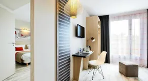Ibis Styles Vannes Pte Golfe - Image 2
