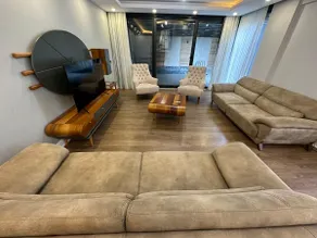 Ozel Havuzlu Muhteşem Villa - Image 2