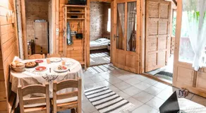 Lake House Farsang - Image 3