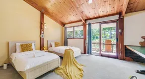 Lavish Lodge with 6 bedrooms in Kurrajong - Image 2